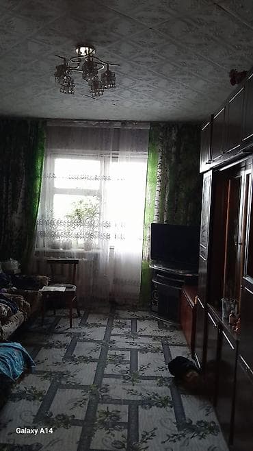 отель восток 5: 3 комнаты, 70 м², 105 серия, Старый ремонт — 2