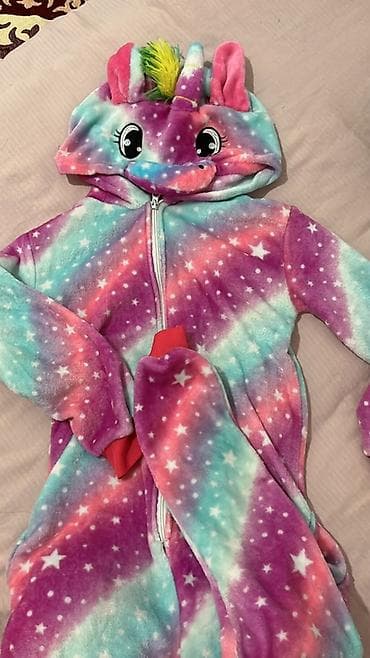 вещи на 8 лет: Все детские вещи по 400 сом 
для 7-8 летки — 10