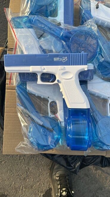 электронный водный пистолет: Электрический водяной пистолет, Water Battle,новые,стреляет — 1