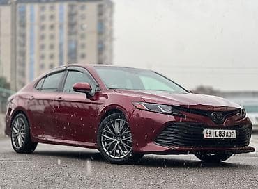 Toyota Camry: 2017 г., 2.5 л, Автомат, Бензин, Седан