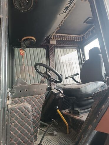 трактор т150к: Модель: 82.1 экспортный, Б/у, Трактор с другими агрегатами — 4