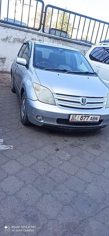 Toyota: Toyota ist: 2002 г., 1.5 л, Автомат, Бензин, Хэтчбэк — 5