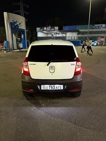 byd plus: Hyundai i10: 2011 г., 1.1 л, Механика, Бензин, Хэтчбэк — 5