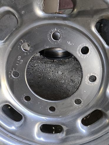 80 b4: Железные Диски R 16 1 шт, отверстий - 5, Б/у — 1