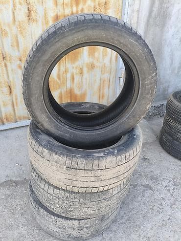 Срочно продаю Комплект шин 205/55 R16 4 шт 4000 сом можно смело один