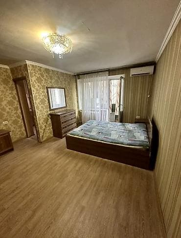 1 комната, 35 м², Индивидуалка, 2 этаж, Старый ремонт