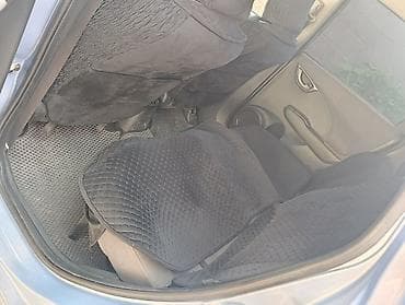 зиток на ниссан: Honda Fit: 2008 г., 1.5 л, Вариатор, Бензин, Хэтчбэк — 6