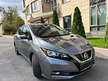 tesla 3: Nissan Leaf: 2018 г., Автомат, Электромобиль, Хэтчбэк — 2