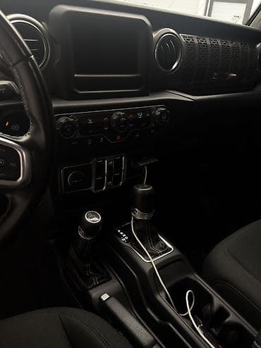 вранглер джип: Jeep Wrangler: 2020 г., 2 л, Автомат, Бензин, Внедорожник — 8