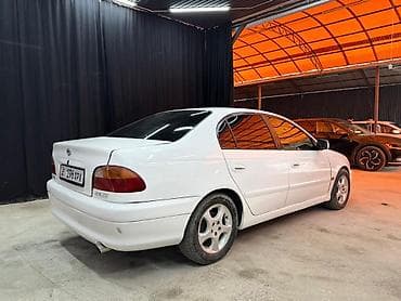 daewoo centra: Toyota Avensis: 2000 г., 2 л, Ручные, Бензин, Седан — 10