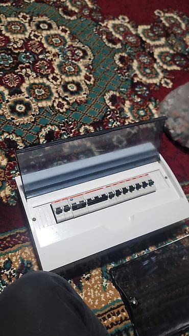 столярный стол: Электрический щит, Пластиковые, ABB — 2