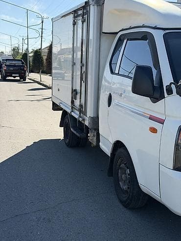 авто стекло: Рефрижераторный фургон (изотермический кузов с холодильной установкой) — 9