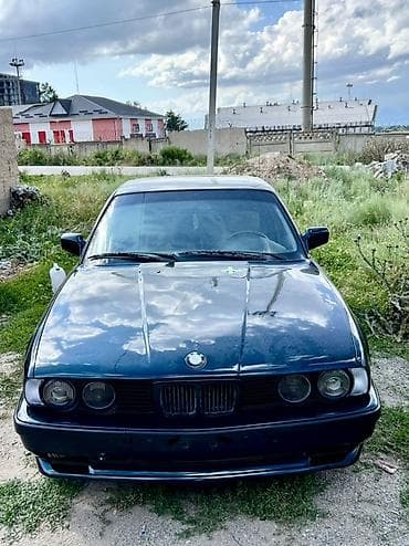 jak авто: BMW 5 series: 1992 г., 2 л, Механика, Бензин, Седан — 2