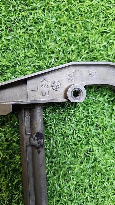 bmw 540 e34: Рамка багажника левая е39 Г1999 В отличном состоянии, очень большой — 4