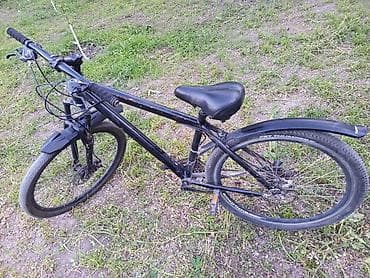 Горный велосипед 26"размер срочная продажа все работает кроме