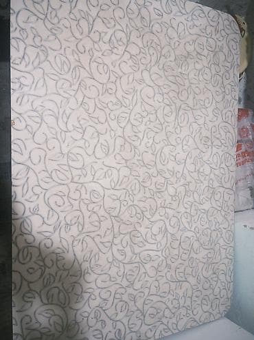 Продаю стол 
Цена:2000