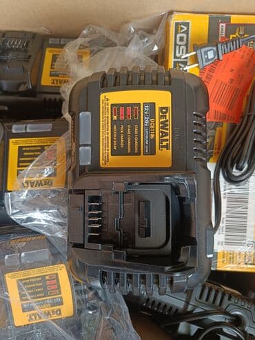 зарядное устройство для аккумуляторов: Универсальная быстрая интеллектуальная зарядка DeWalt DCB1106 6Amp — 4