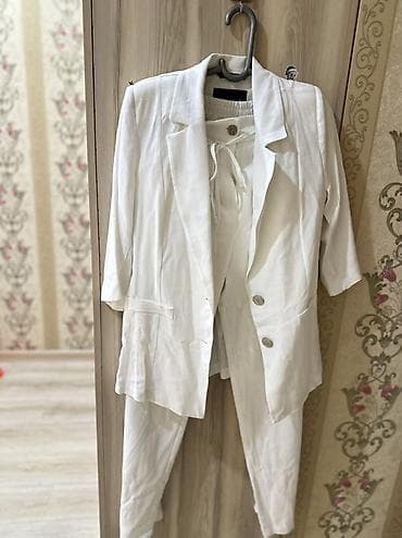 Брючный костюм, Прямые, Пиджак, Италия, Хлопок, Лето