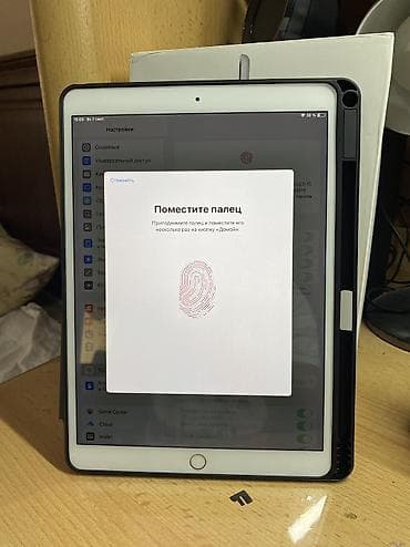 macbook pro 2019: Планшет, Apple, память 64 ГБ, 10" - 11", Wi-Fi, Б/у, Детский цвет - Черный — 3