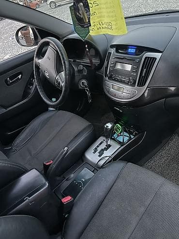 Hyundai Avante: 2012 г., 1.6 л, Газ, Седан — 6