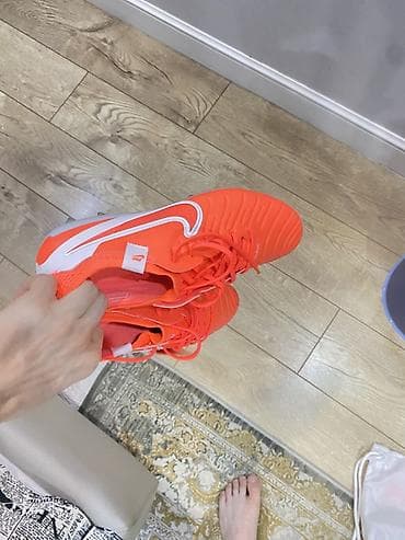 ботцы: Футбольные бутсы Nike Tiempo 40размер (цвет ярко-оранжевый с белыми — 4
