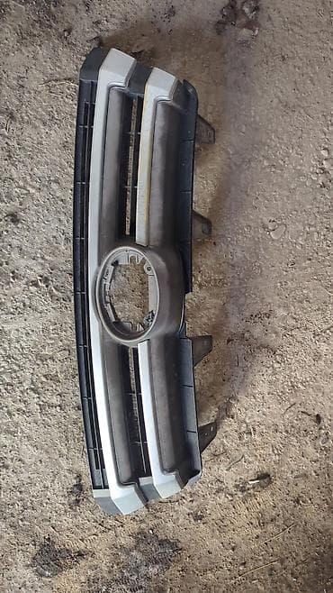 Рулевая часть: Накладка на бампер Toyota, Б/у, Оригинал — 2