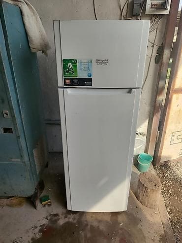 Холодильник Hotpoint Ariston, Двухкамерный