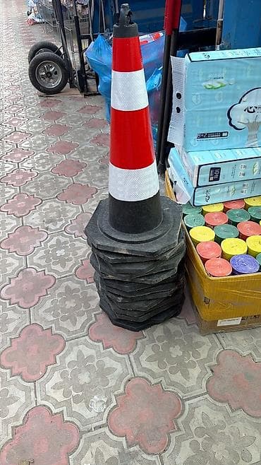 Ремонт велосипедов: Оптомоптомоптом КОНУСЫ. Высота 60 см — 2