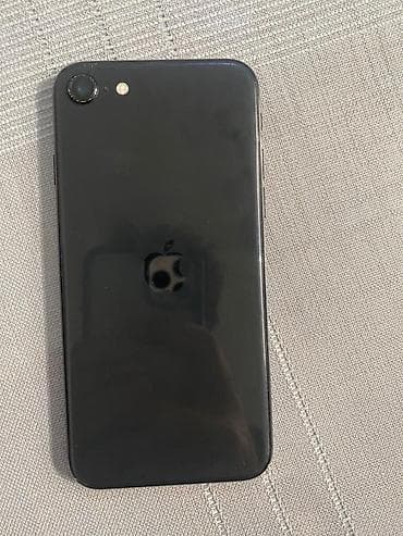 батарея на айфон: IPhone SE 2022, Б/у, 64 ГБ, Черный, 75 % — 1