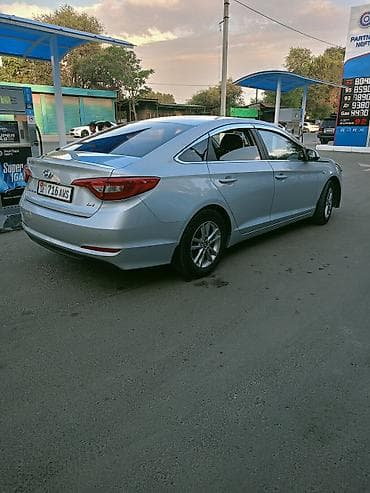 Hyundai Sonata: 2018 г., 2 л, Автомат, Газ, Седан — 2