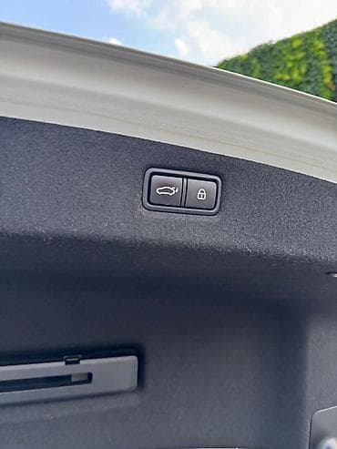 bmw e90: Белый представительский седан бизнес-класса. Кузов и дизайн: - — 5