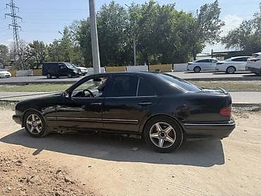 е34 4 4: Mercedes-Benz E-Class: 1999 г., 3.2 л, Автомат, Седан — 3