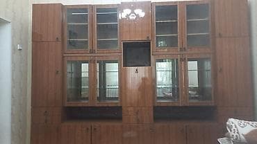 Шкафы: Стенка-шкаф, Тип стенки-шкафа: Советская, Для зала, Б/у, Особенности: С отделением под телевизор — 1