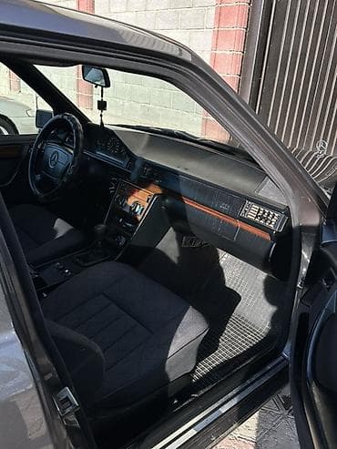 продаю или минаю: Mercedes-Benz W124: 1994 г., 2.2 л, Бензин, Седан — 7