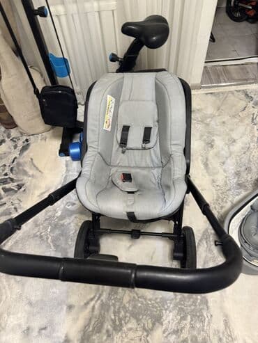 удобные: Коляска, цвет - Черный, Б/у — 23