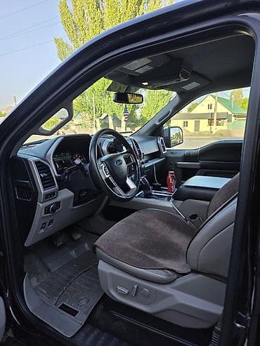 машина в идеальном состоянии: Ford F-150: 2018 г., 3.5 л, Автомат — 6