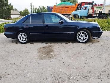часы диски: Mercedes-Benz E-Class: 2001 г., 2.4 л, Автомат, Бензин, Седан — 6