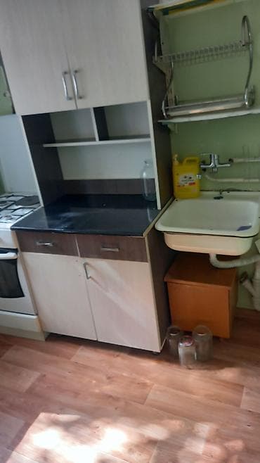 Бөлмөлөрдү ижарага берүү: 32 м², Эмерексиз — 7