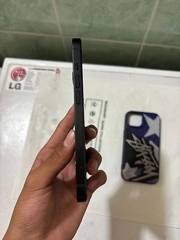 sp5 pro: IPhone 14, Б/у, 128 ГБ, Черный, Зарядное устройство, Чехол, Кабель, 88 % — 3