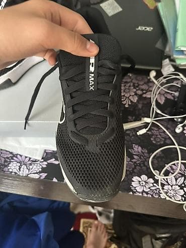 кроксы 42: Эркектердин кроссовкасы, 41, Nike, Колдонулган, түсү - Кара, Акылуу жеткирүү — 3