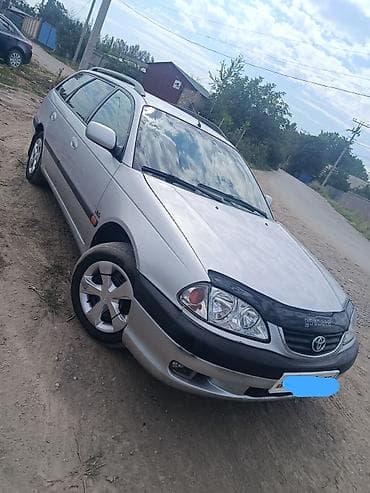 Toyota Avensis: 2001 г., 2 л, Кол менен иштөөчү, Дизель, Универсал — 1