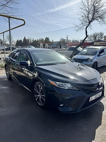 Toyota Camry: 2018 г., 2.5 л, Автомат, Бензин, Седан