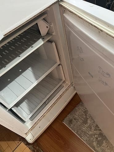 холодильник не рабочие: Холодильник Indesit, Б/у, Двухкамерный, No frost, 50 * 170 * 50 — 3