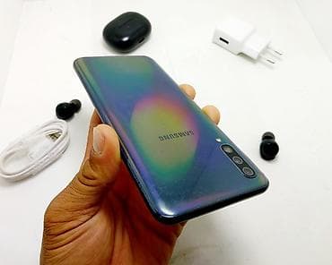 galaxy folder: Samsung Galaxy A50, Б/у, 64 ГБ, цвет - Черный, 1 SIM, 2 SIM — 2