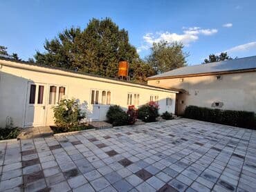 Дом, 100 м², 10 комнат, Риэлтор, Косметический ремонт