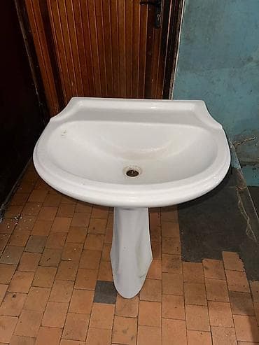 пьедесталом раковина с: Раковина для ванной, Особенности: Глянцевое, Овальная форма, Материал: Керамика — 1