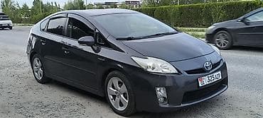 2011: Toyota Prius: 2011 г., Гибрид, Хэтчбэк — 7
