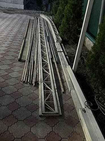 Комплект для навеса/крыши из металлоконструкций и профнастила. Состав