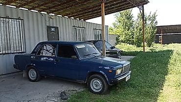 ВАЗ (ЛАДА) 2107: 2004 г., Седан