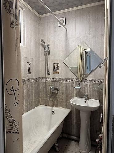 osh flat: 2 комнаты, Риэлтор, Семейным, от 1 года, С мебелью полностью — 5